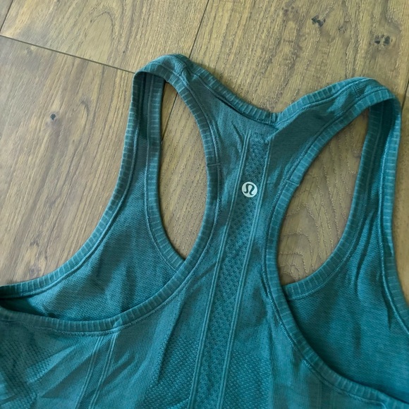 Lululemon Swiftly Tank - Picture 2 of 3